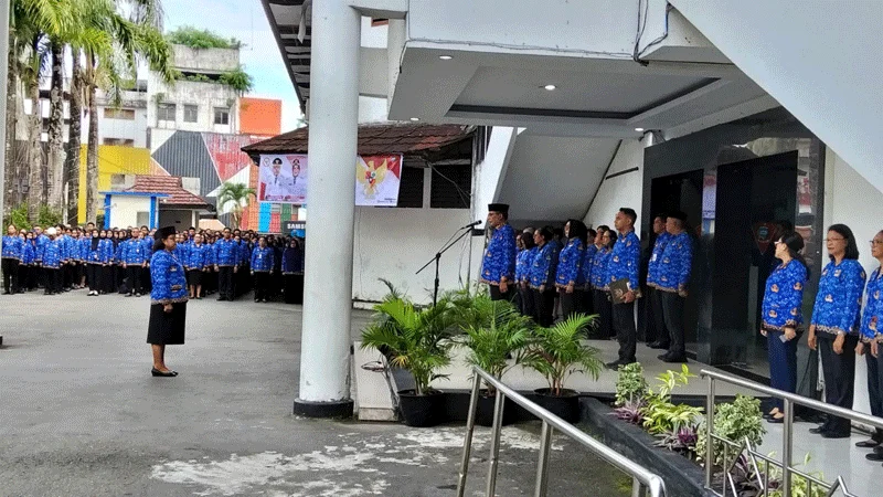 PemkotAmbonGelarUpaca...atanHariLahirPancasila